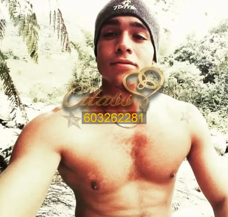 A858A314-83C7-4EE8-A416-717A3A52521D